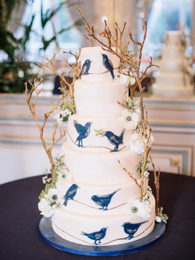 Luxury wedding cake Paris