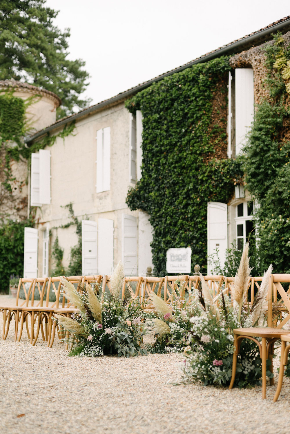 Pampas grass wedding ceremony in France